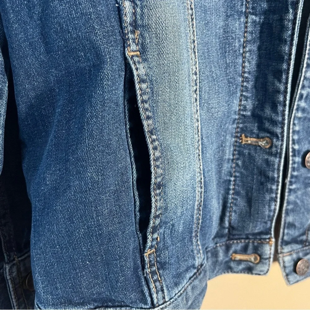Express women’s XS denim jacket - Picture 8 of 11